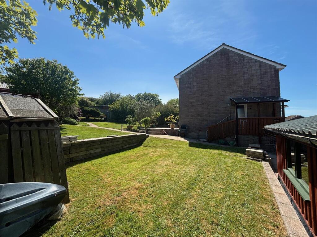 Garden 5.jpg