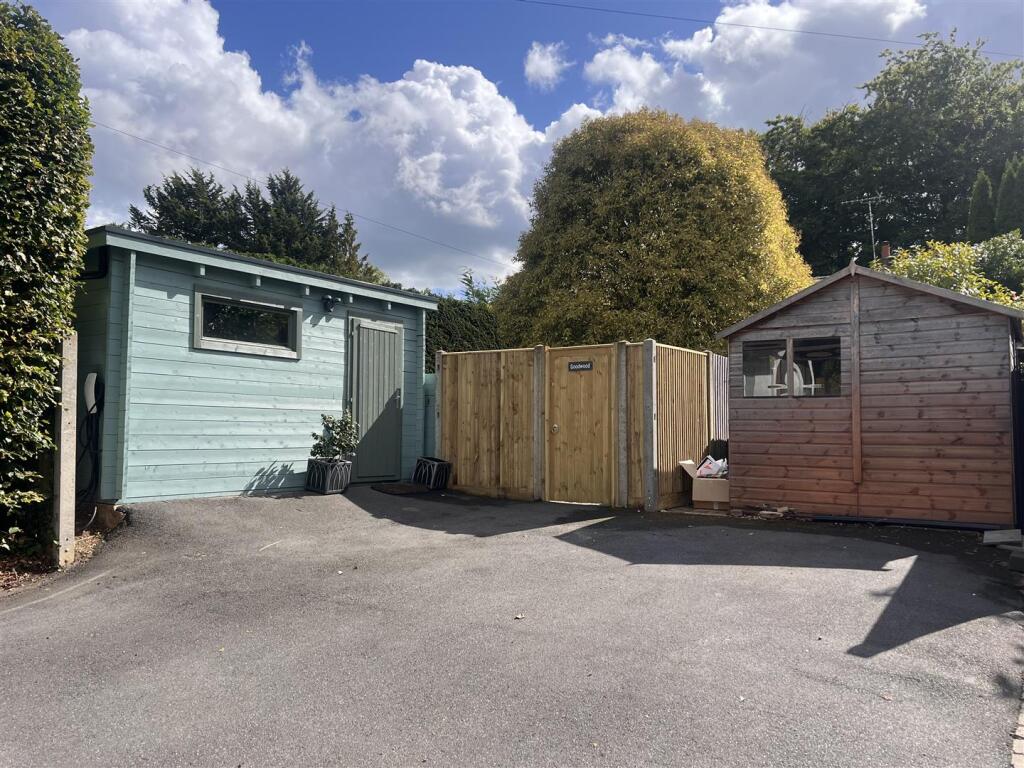Driveway.jpg
