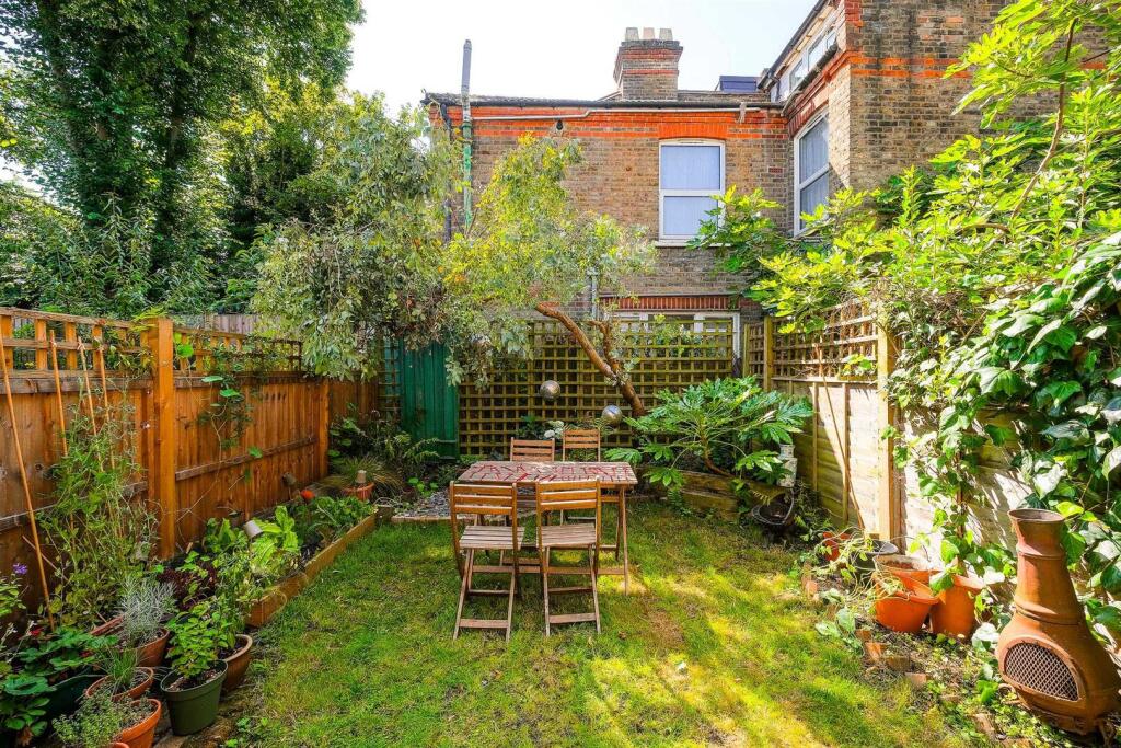 6 Cornwallis road-22.JPG