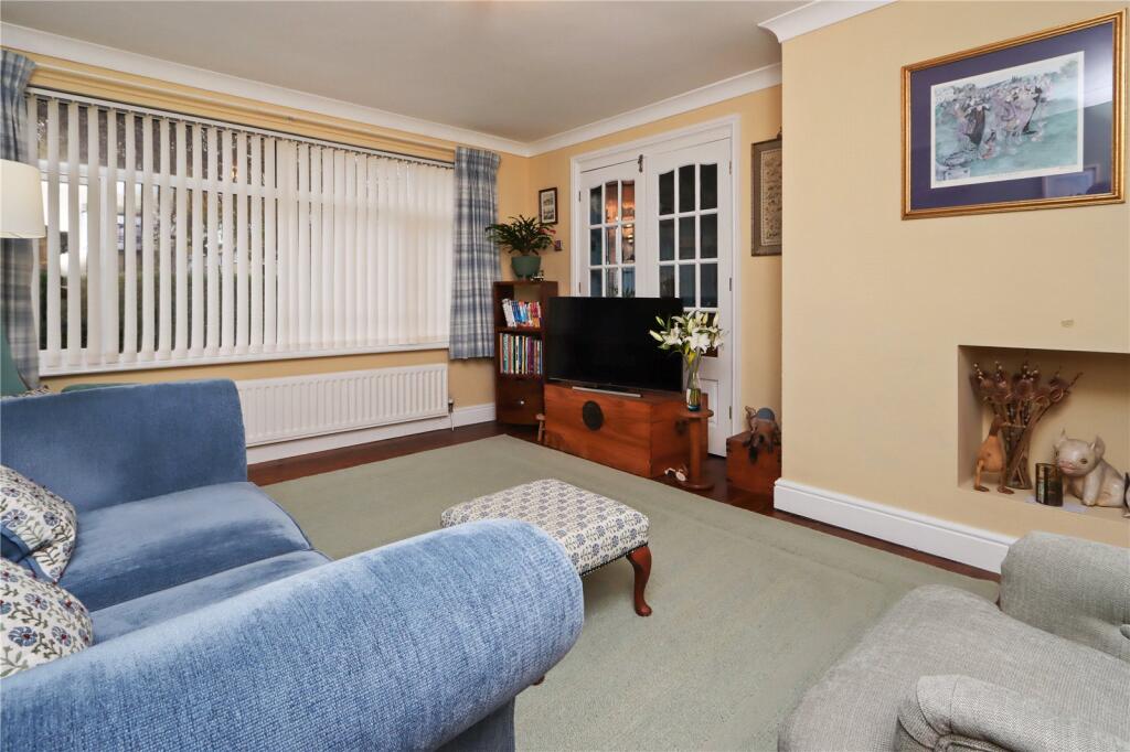 Living Room Pic 2