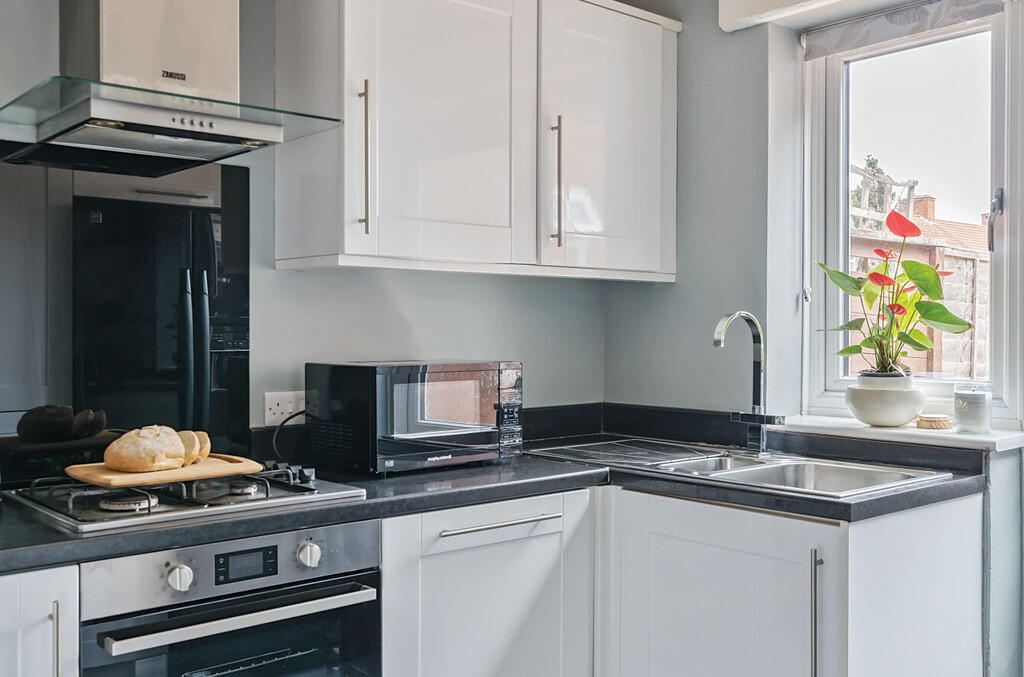 1332641-10-689491...