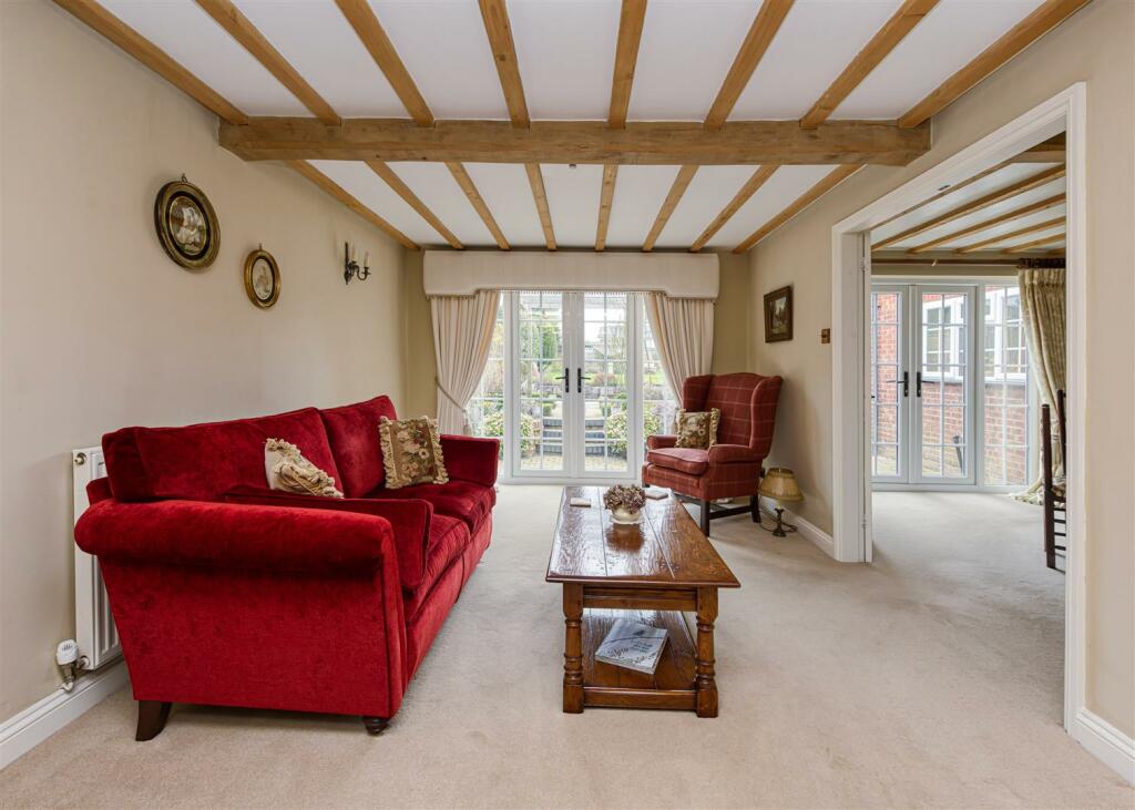 4 Shop Lane-sitting1.jpg