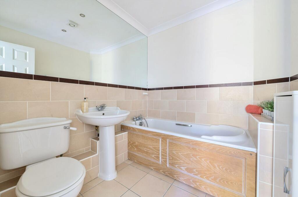 Ensuite Bathroom