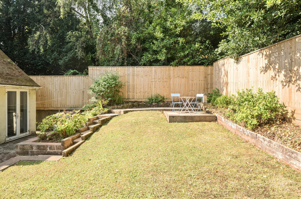 1336671-4-6899ba8...