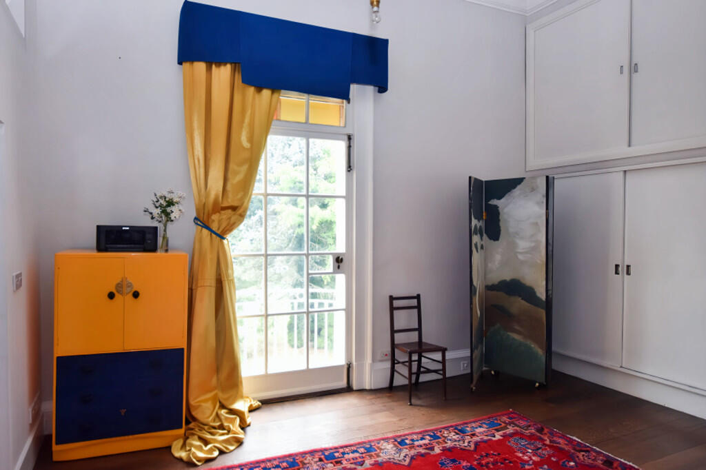 Principal Bedroom...