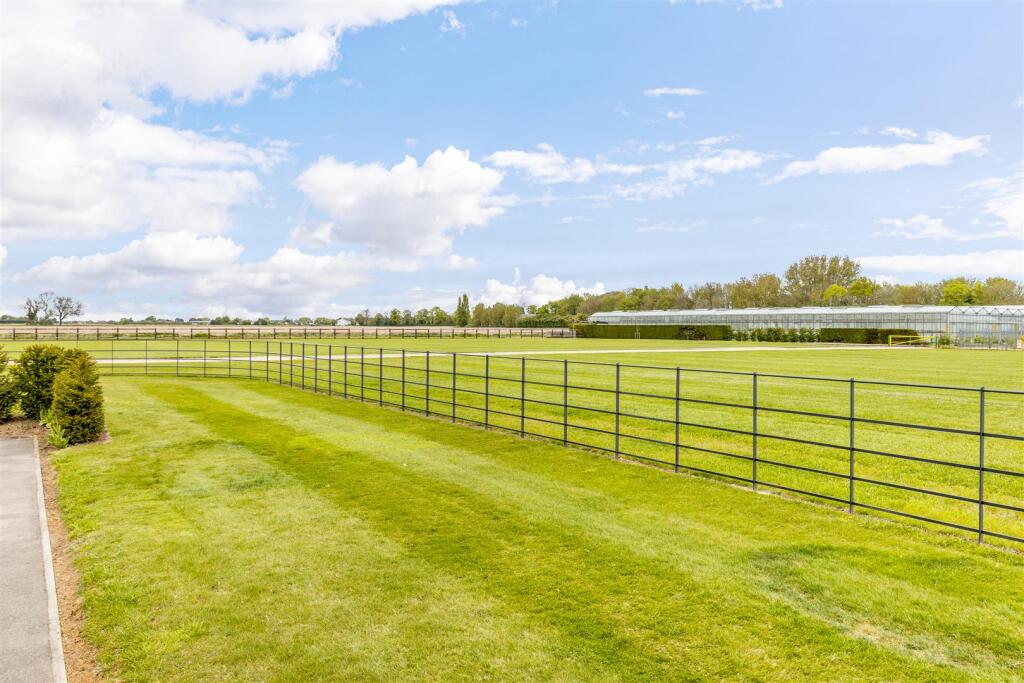 Langley House (Kirton)-6.jpg