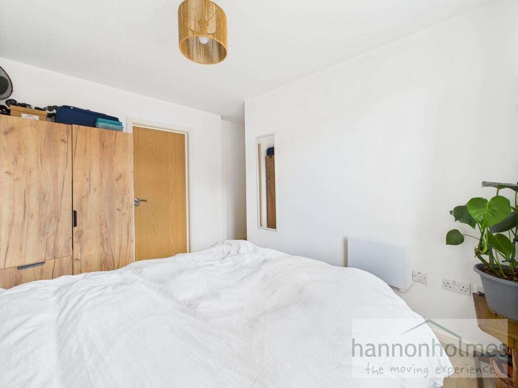 CAM05283G0-PR0073...