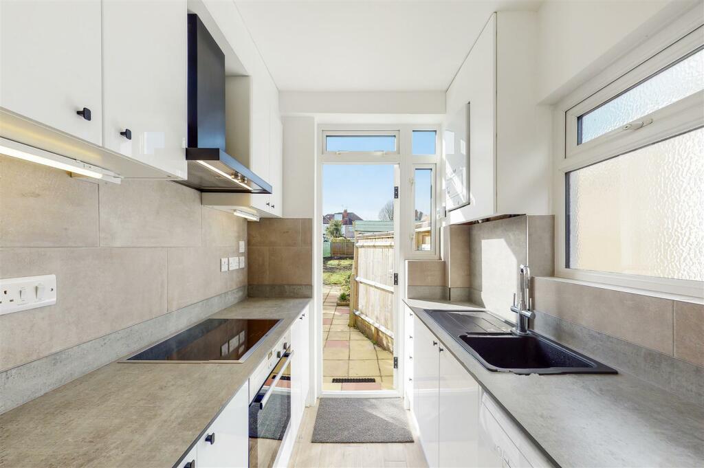 Kitchen.jpg