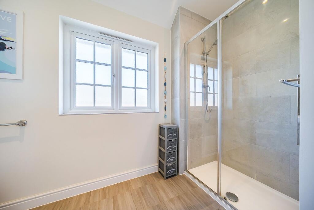 Master En-Suite