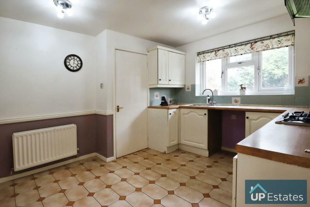 KITCHEN/ DINER