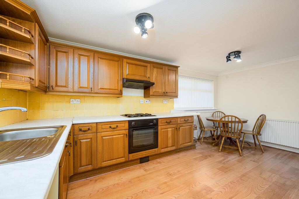Kitchen/Dining