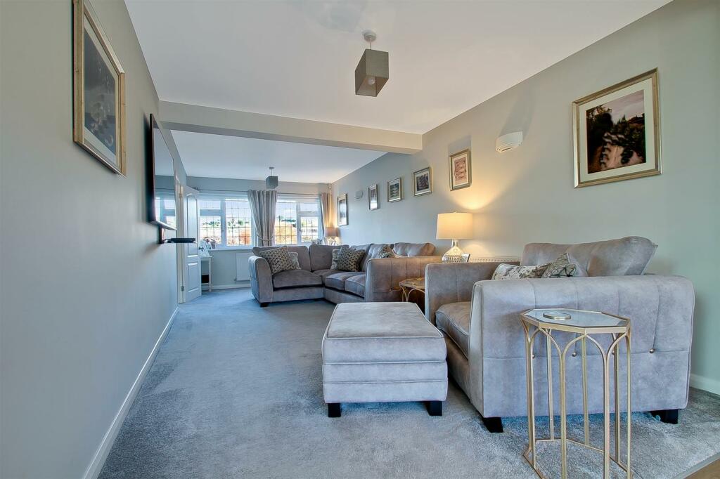 img_0556-img_0558.jpg