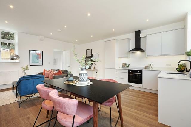 PG-OSC-ShowApt-2-200.jpg