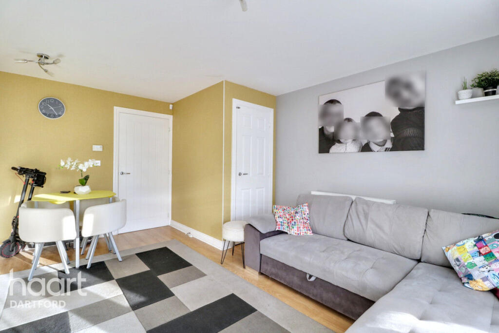 Ruby Tuesday Drive, Dartford