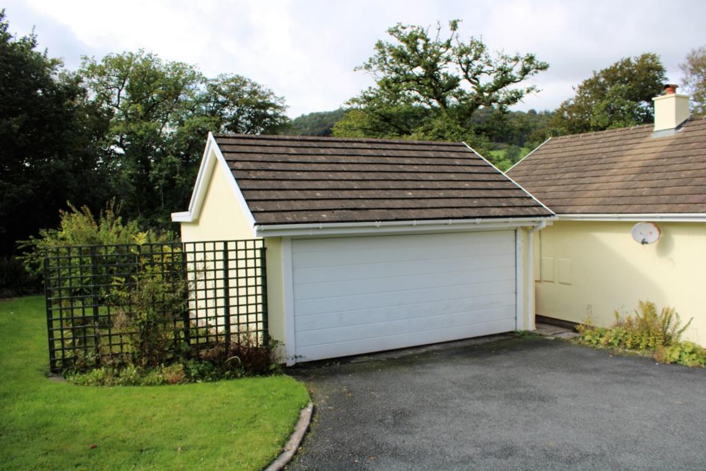 Double Garage