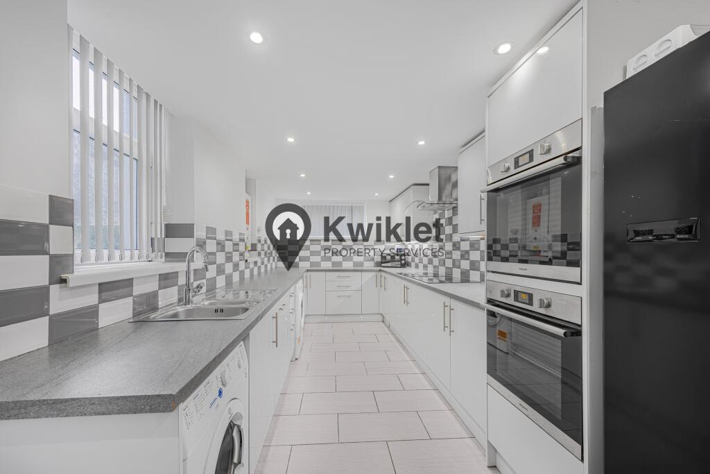 eZy Watermark_23-05-2025_01-22-03-0050pm.JPG