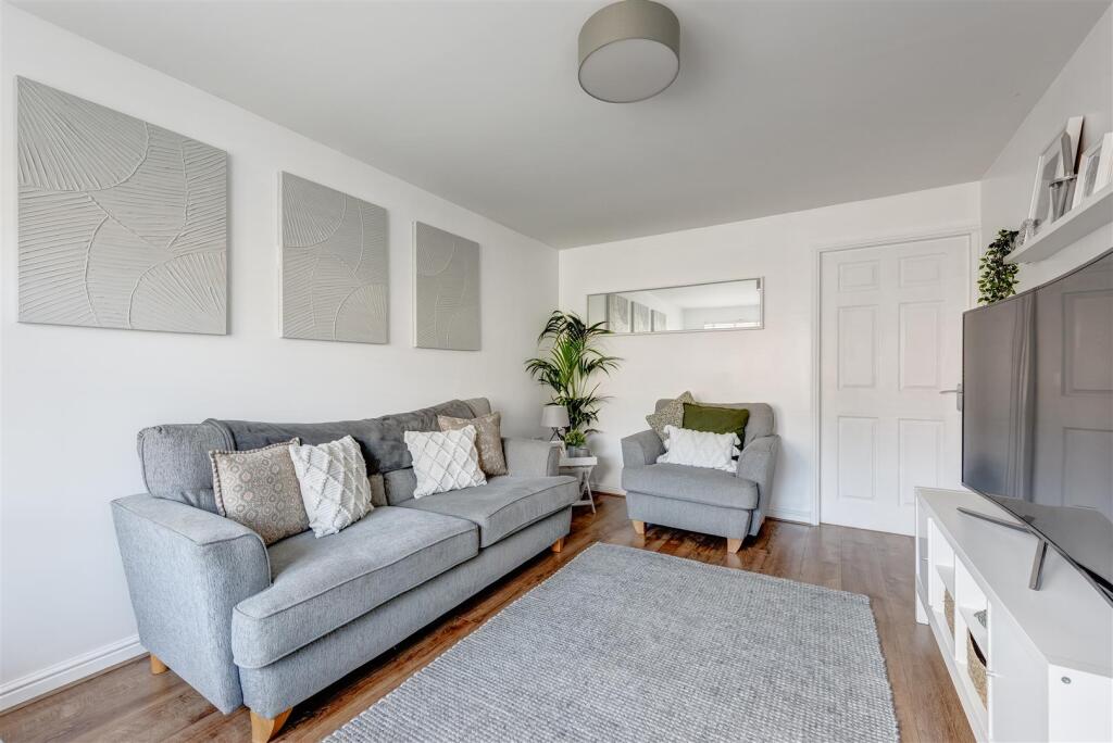 46RemingtonRoad(Interior)-2.jpg