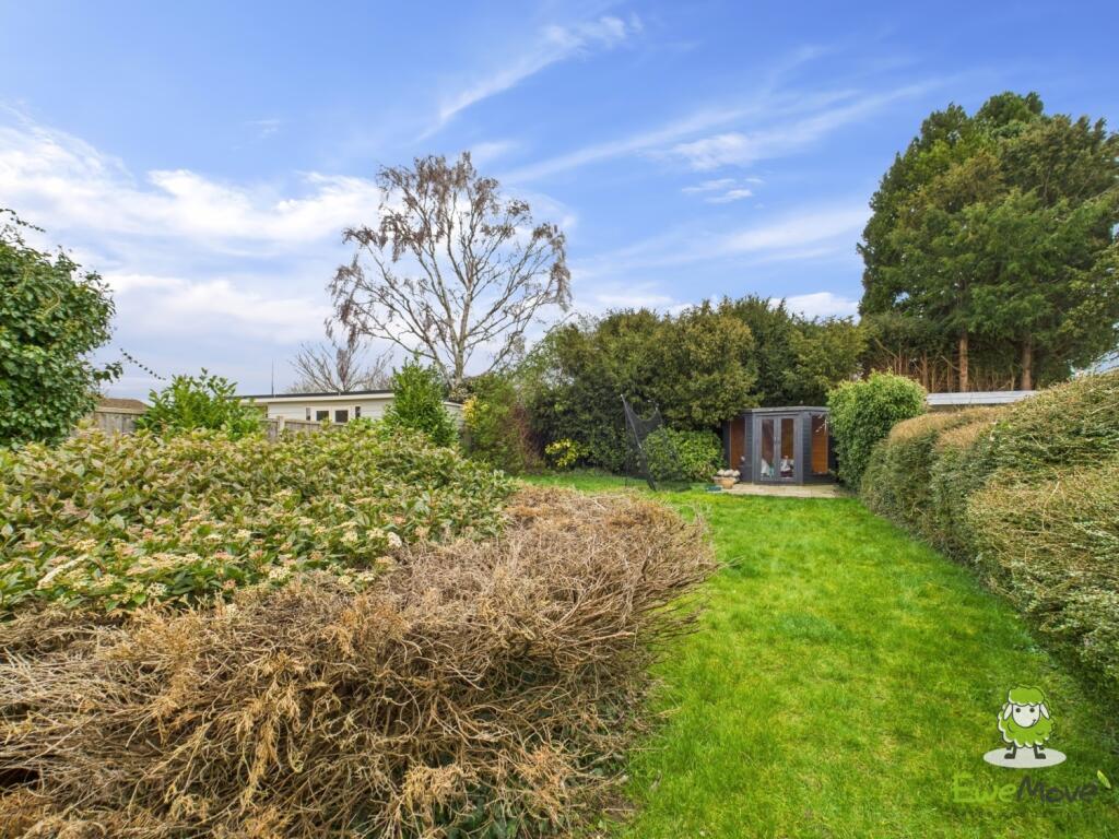 CAM03778G0-PR0178-STILL024