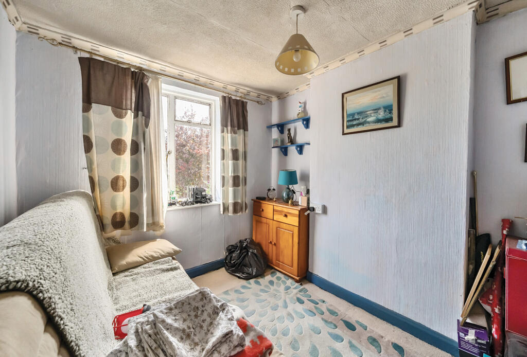 1316045-2-685d6de...