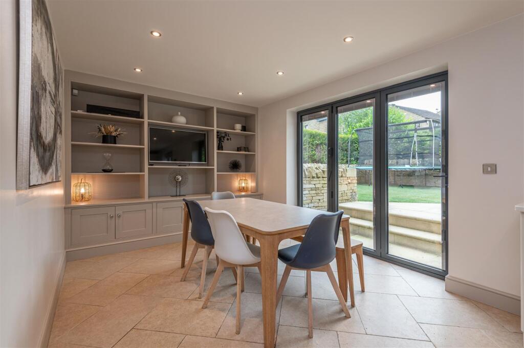 Living Kitchen Diner