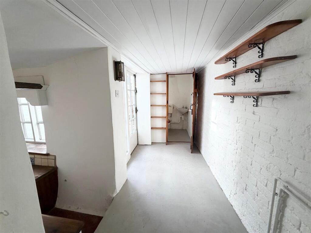 Cloakroom.jpg