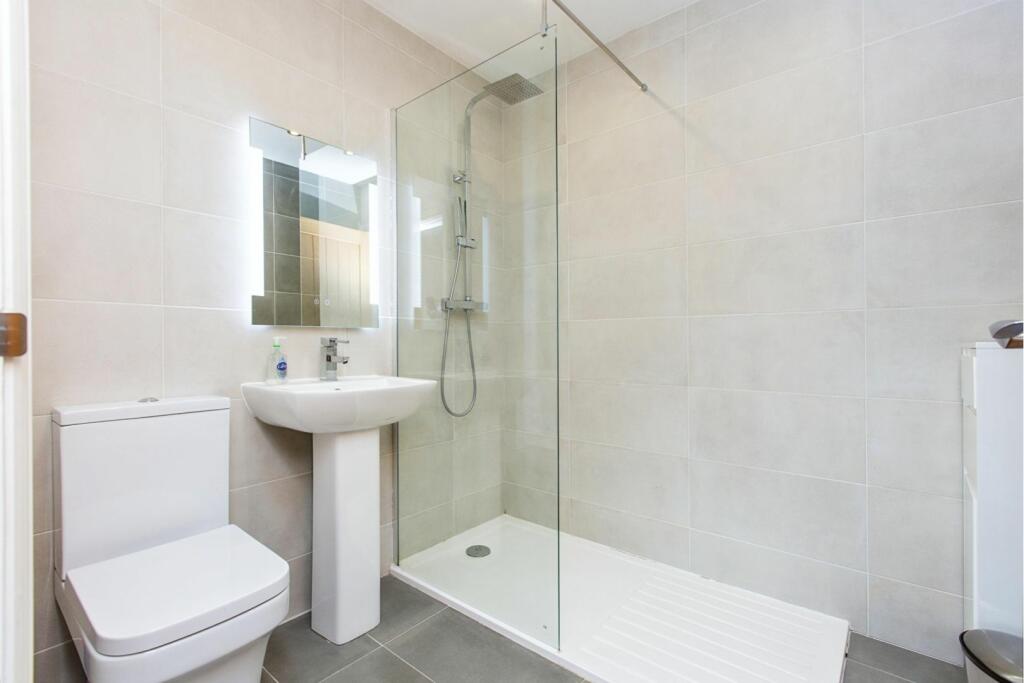 Master En-suite
