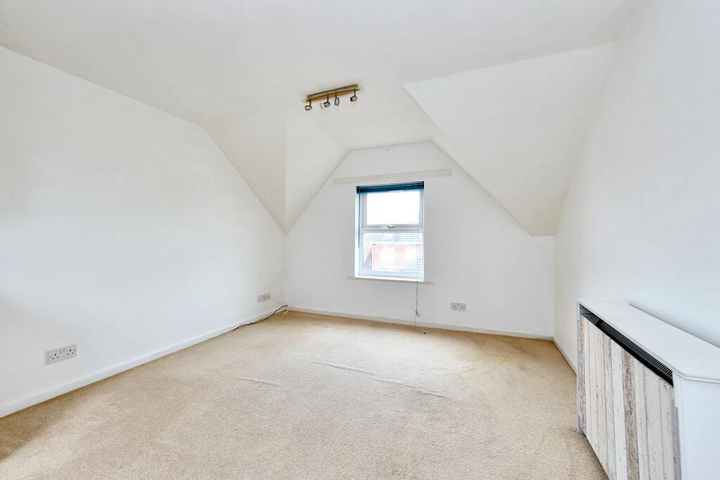 Flat 5, 1118 Evesham Road, Astwood Bank, Redditch, Worcestershire, B96 6EA