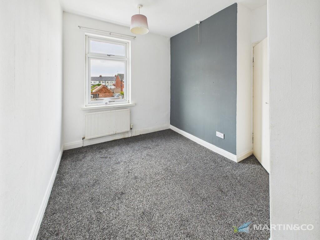 CAM02318G0-PR0476...