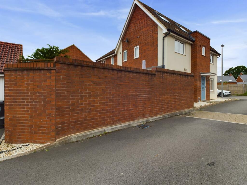 CAM02319G0-PR0123-ST