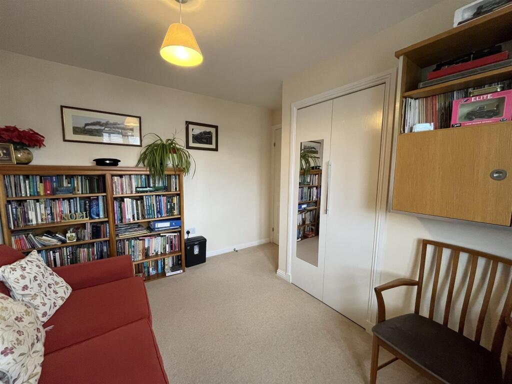 BEDROOM 3