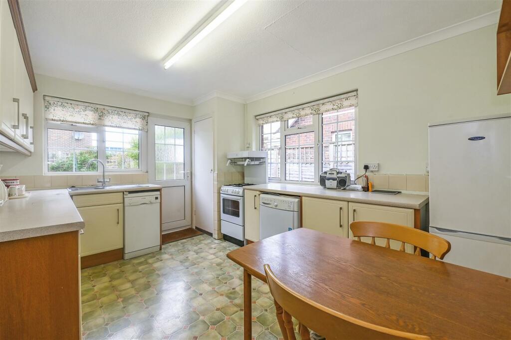 Kitchen/Breakfast Room
