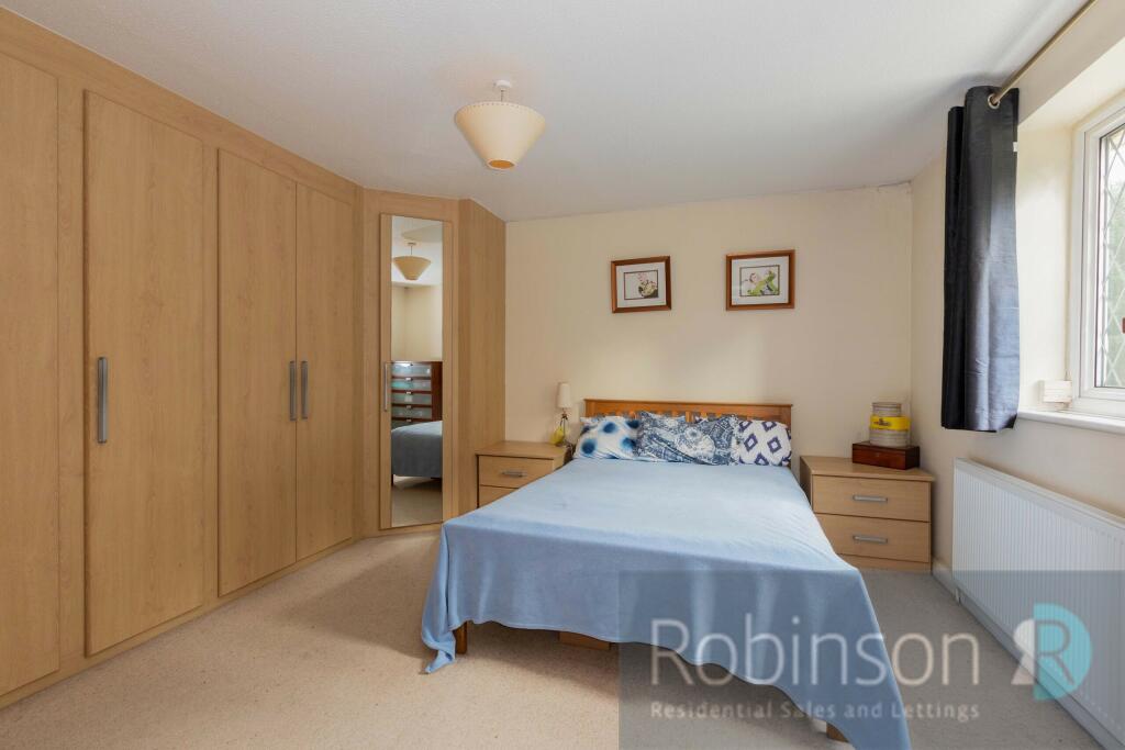 4 Milverton Close-13