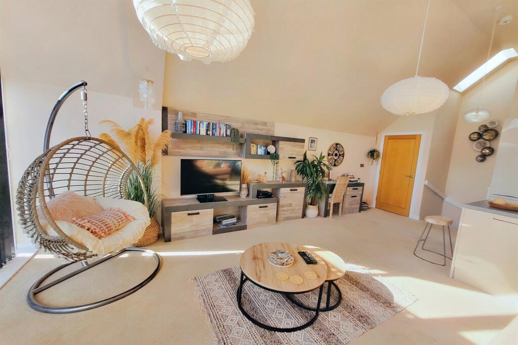Open-Plan Living Spa