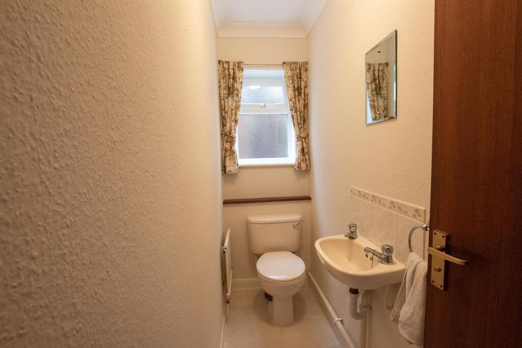 Harlands Rd - 71 - WC.jpg