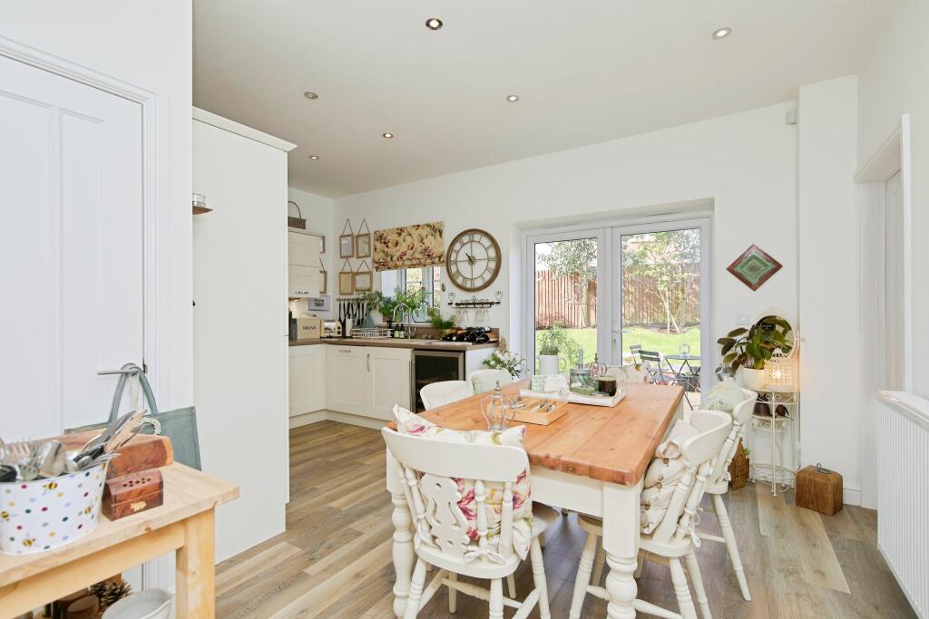 Kitchen Diner