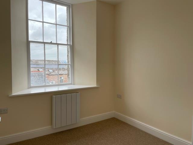 thumbnail_image10.jpg