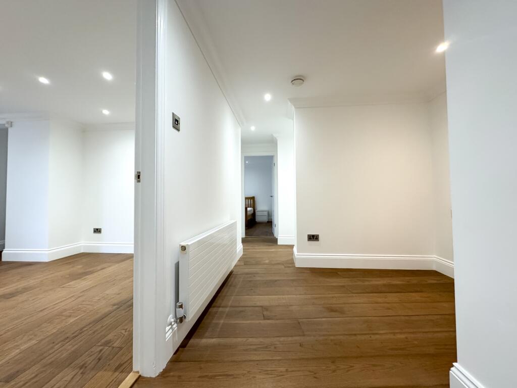 Alex House Marine Parade EweMove-10