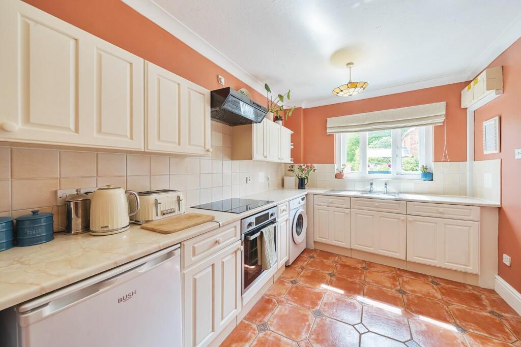 2nd view KITCHEN.jpg
