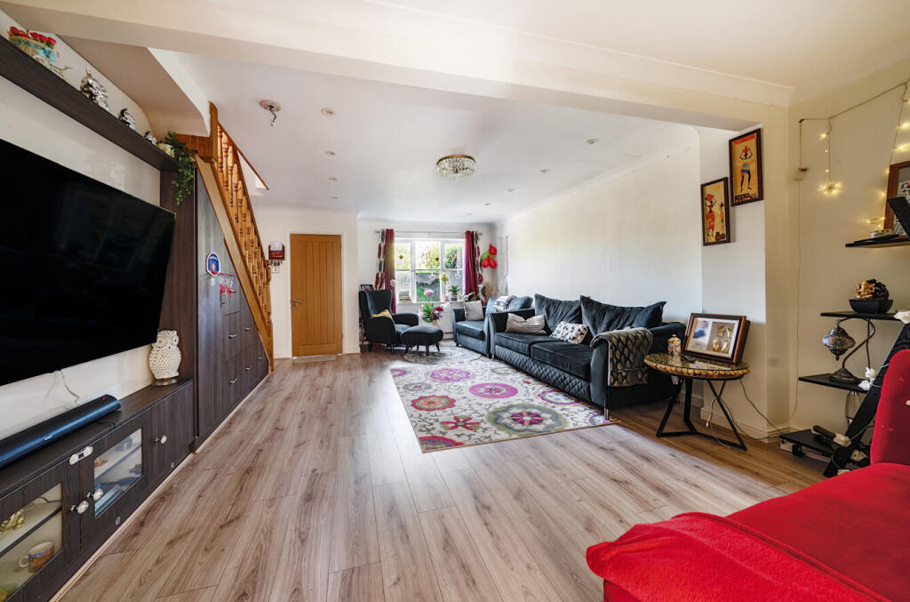 1294539-5-683044d...