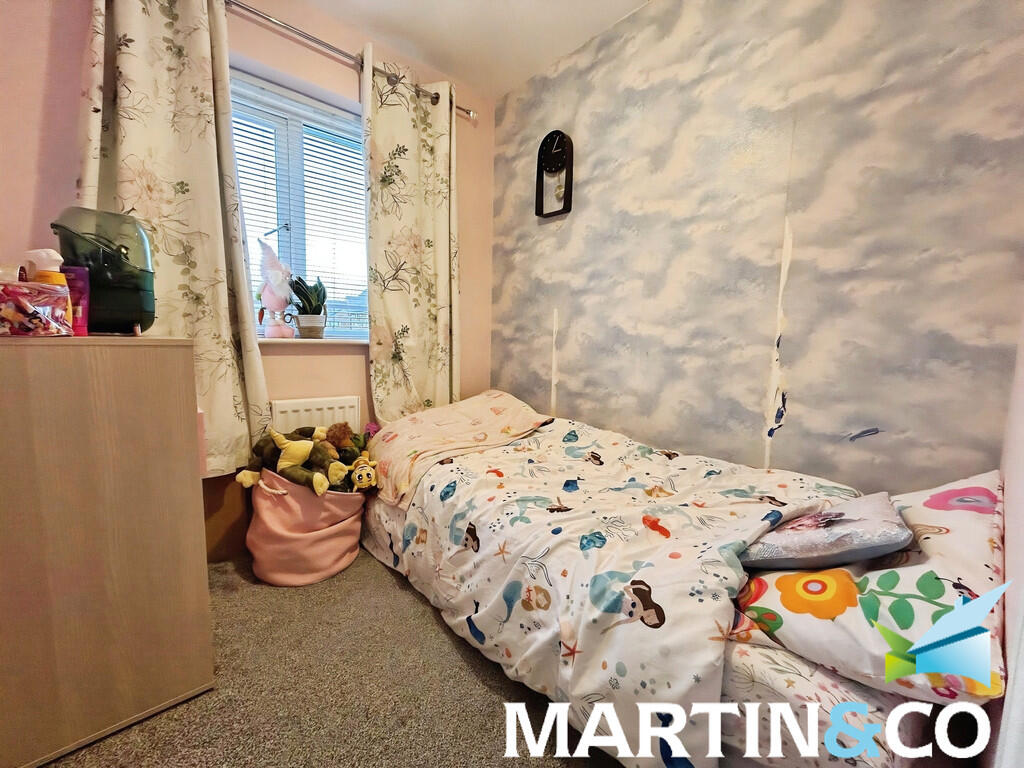 64906ff0-WhatsApp...