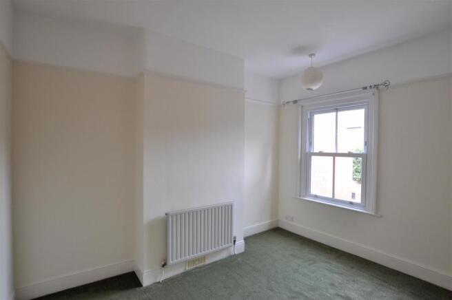 61 St Leonards Road - 10.jpeg