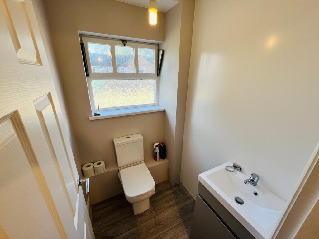 92D58AC6-EB10-4285-BA43-2241FC01F016