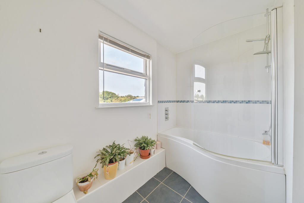 1334806-12-689f490e22c27-ARW-1