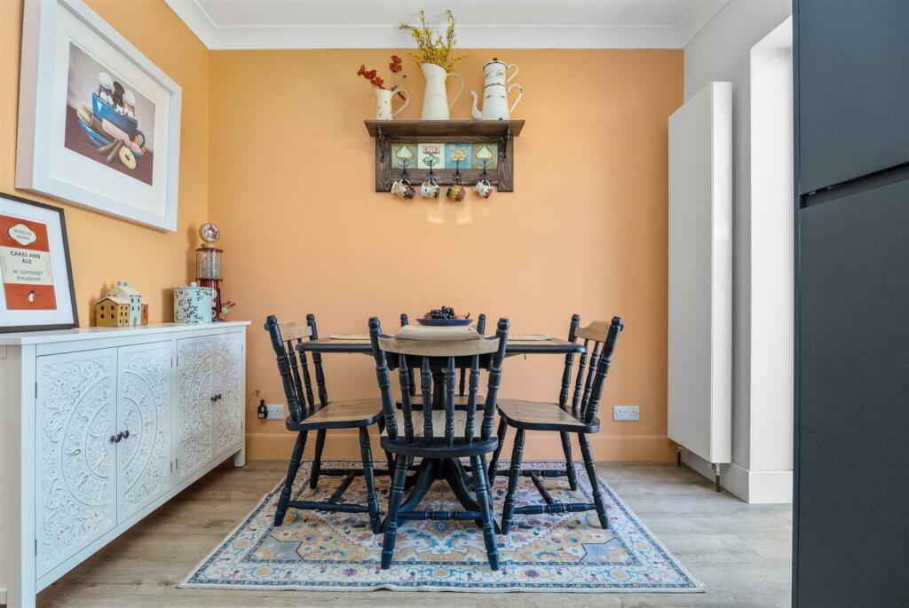 Fallowfield Crescent 60 DINING SUITE.jpeg