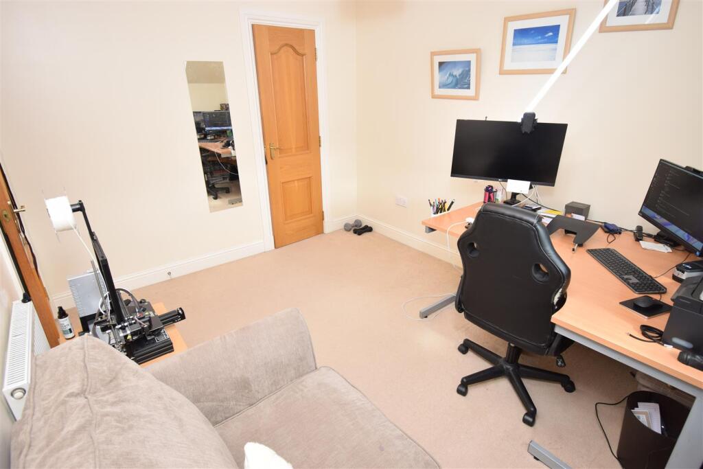 BEDROOM THREE-OFFICE.JPG