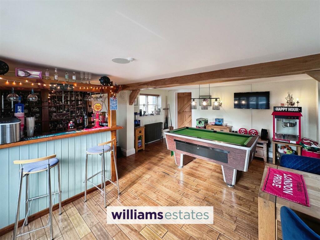 Games Room/Bar