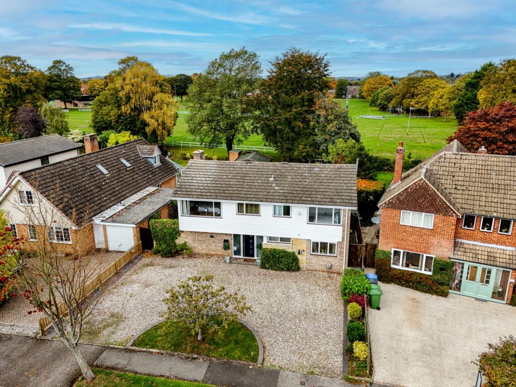 DJI_20251008103237_0107_D-HDR