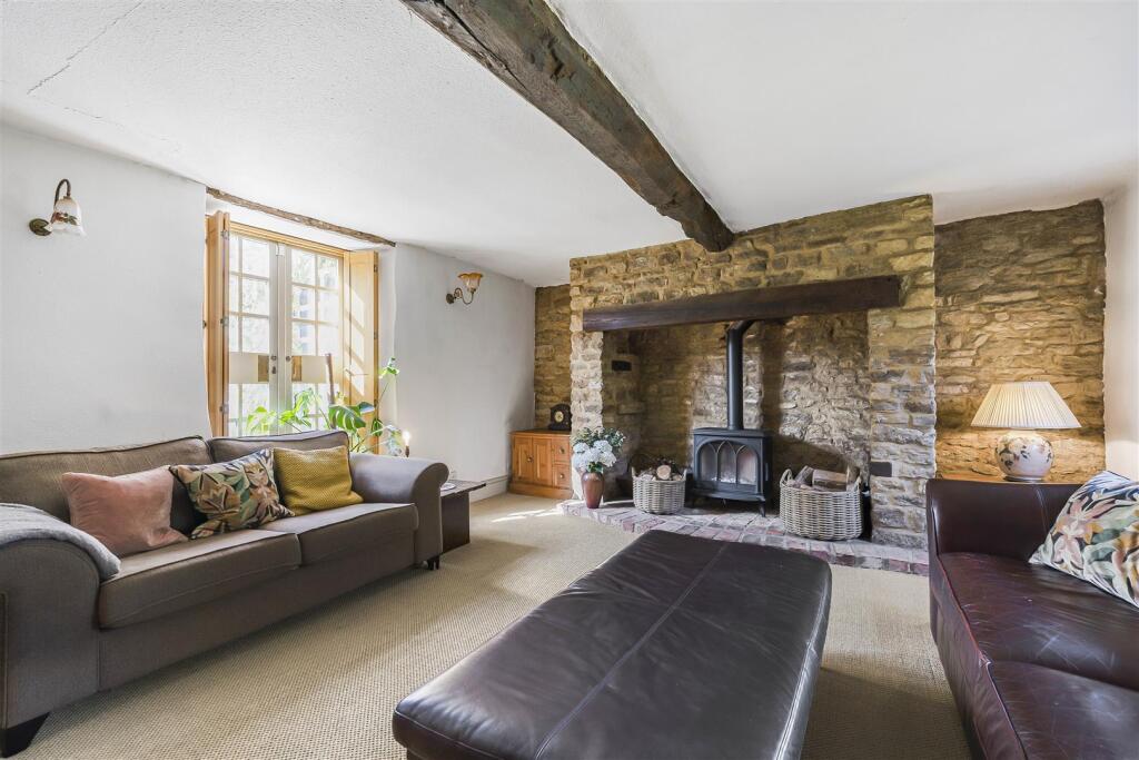 Lower End Farmhouse, 10 High Street South, Tiffiel