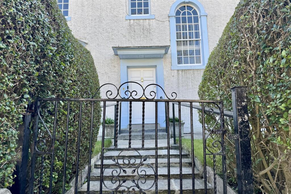 Principal elevation
