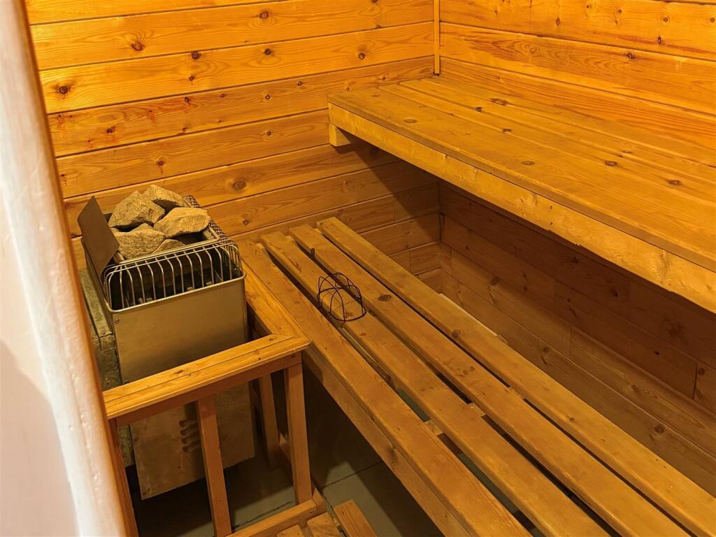 Sauna.jpg